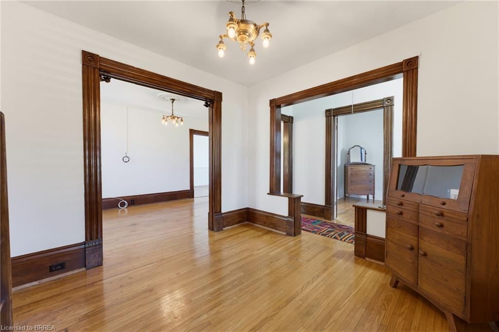 89 Dundas Street Property Photo 15