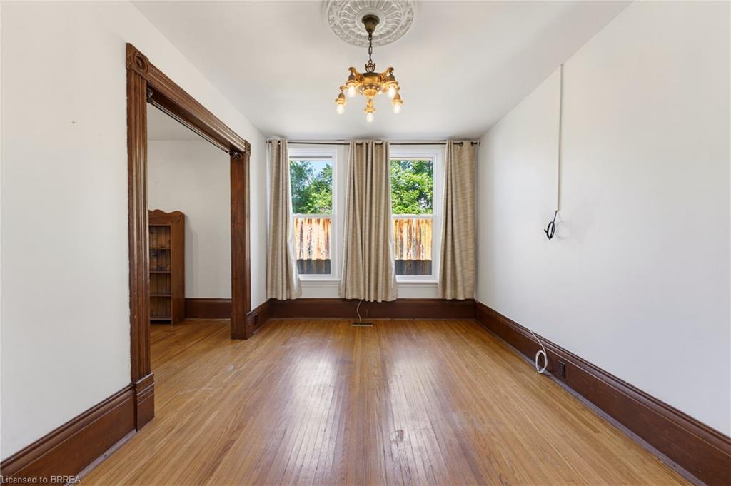 89 Dundas Street Property Photo 16