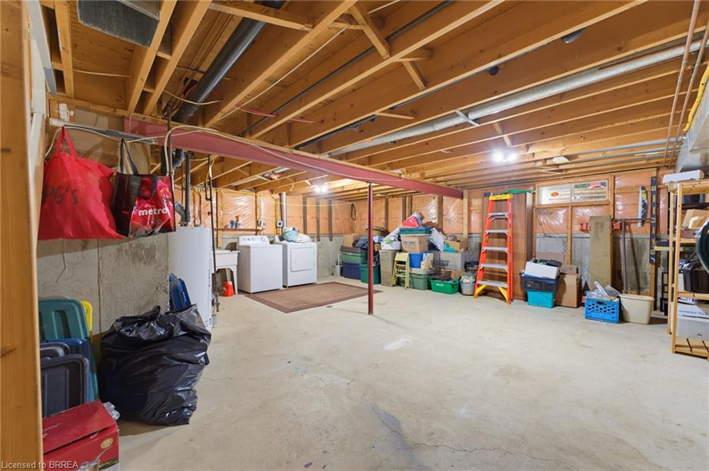 89 Dundas Street Property Photo 31