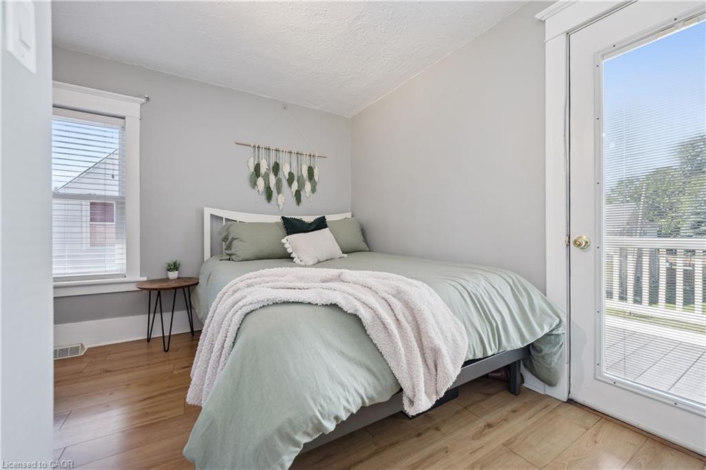 332 Jane Street Property Photo 23