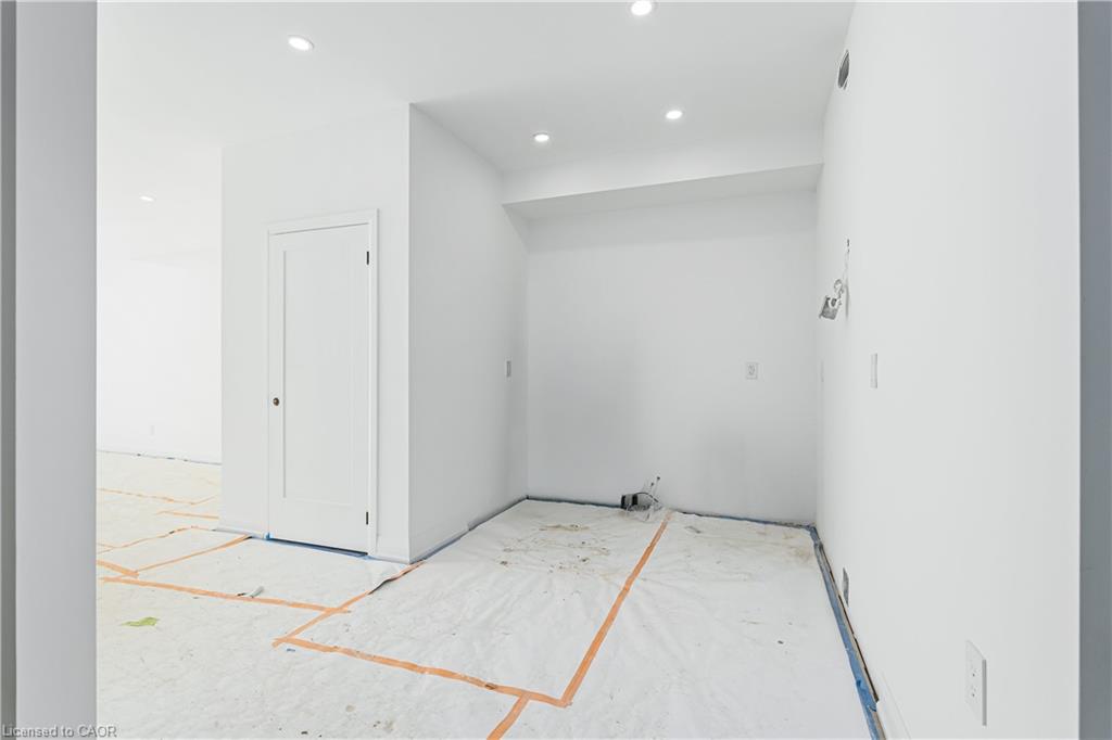 19 James Street Property Photo 9