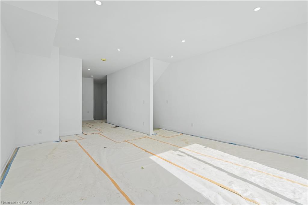 19 James Street Property Photo 16
