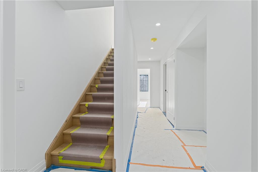 19 James Street Property Photo 28