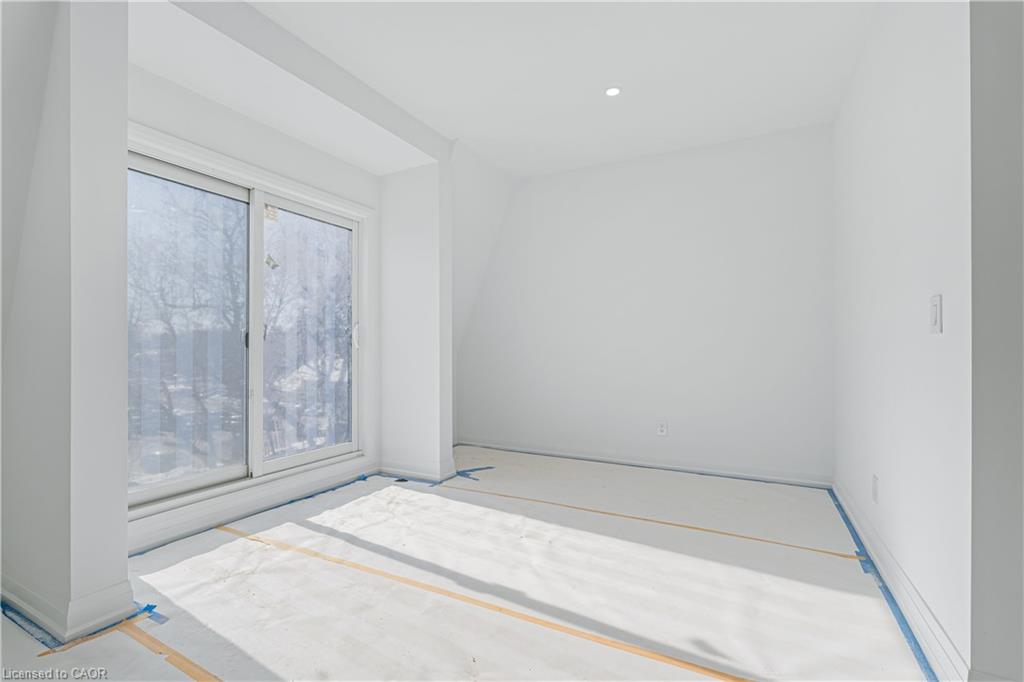19 James Street Property Photo 30