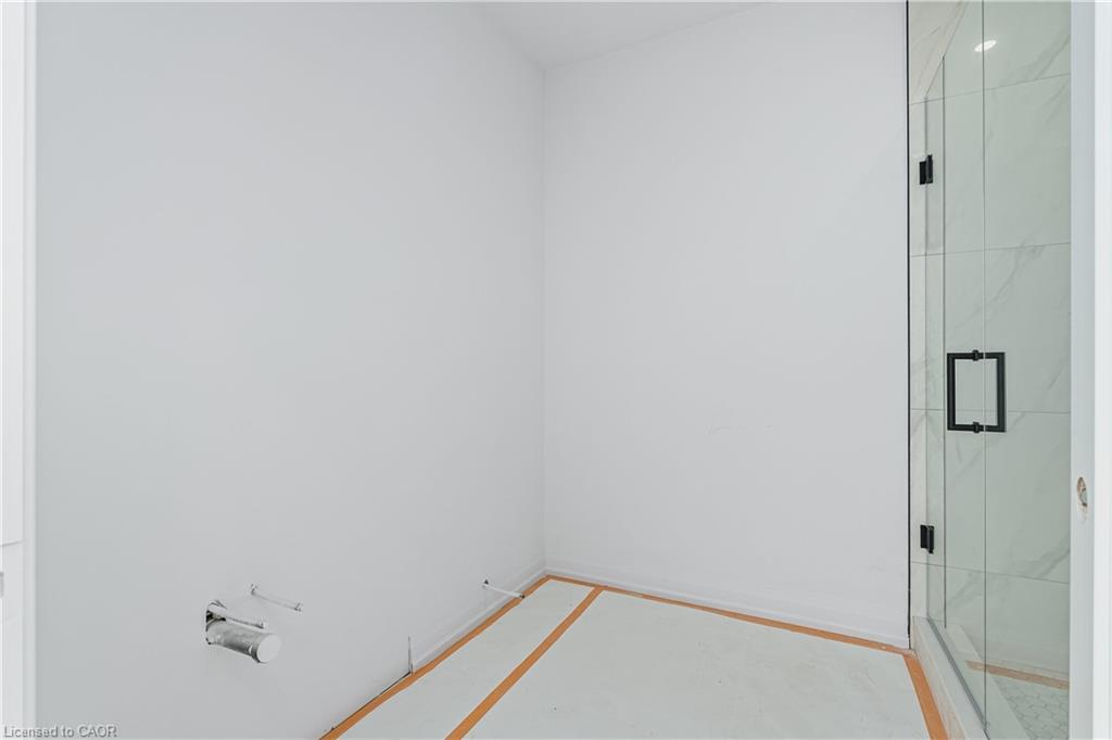 19 James Street Property Photo 34