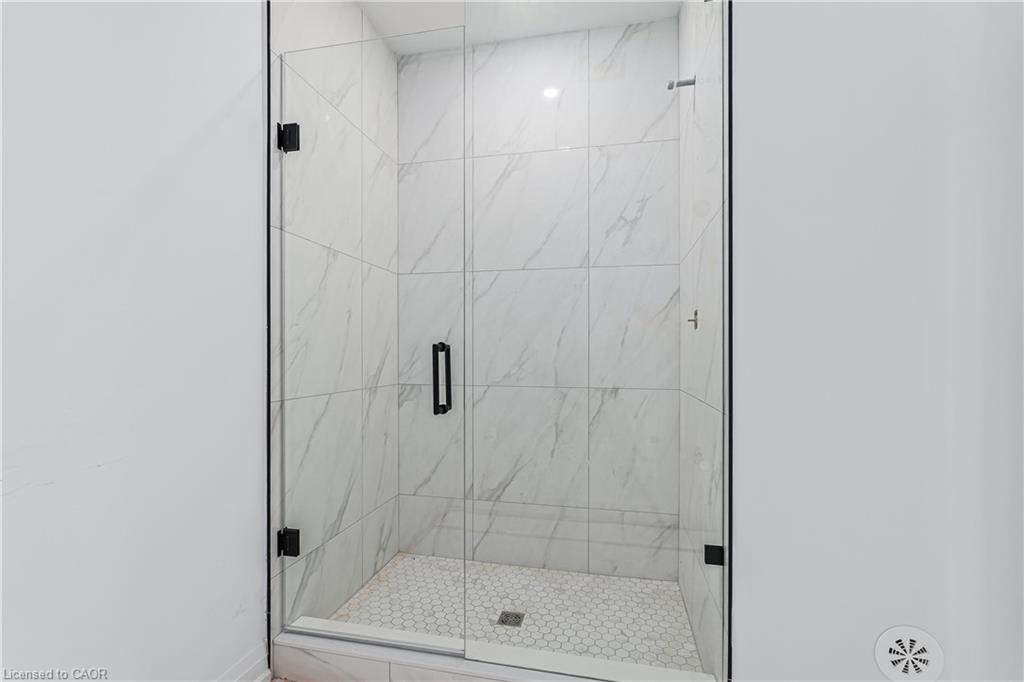 19 James Street Property Photo 35