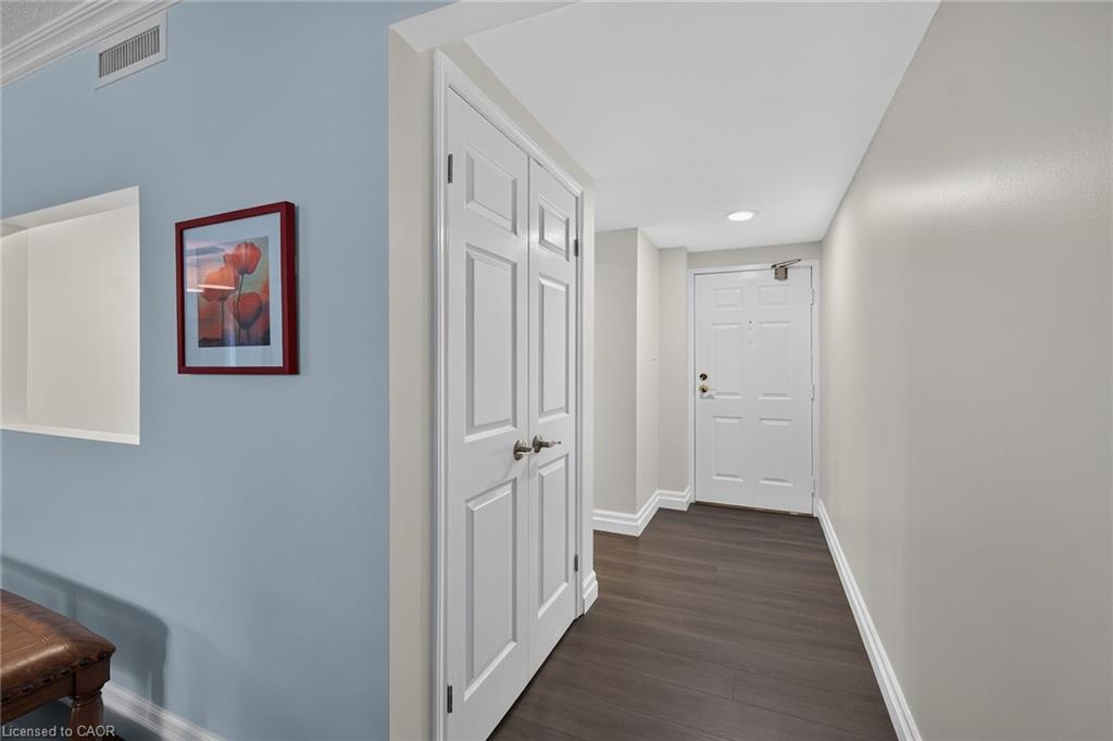 308-150 Wilson Street W Property Photo 4