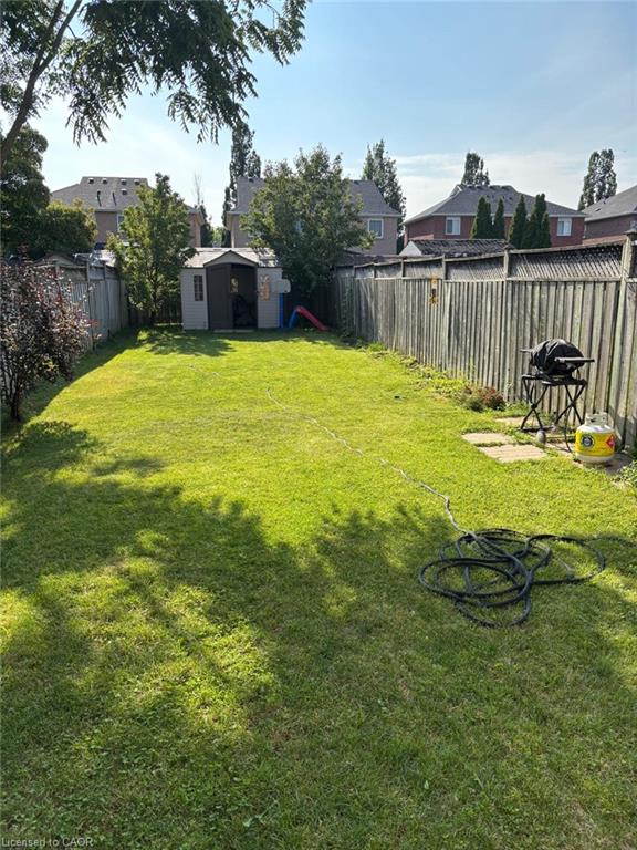 1377 Inuit Trail Property Photo 4