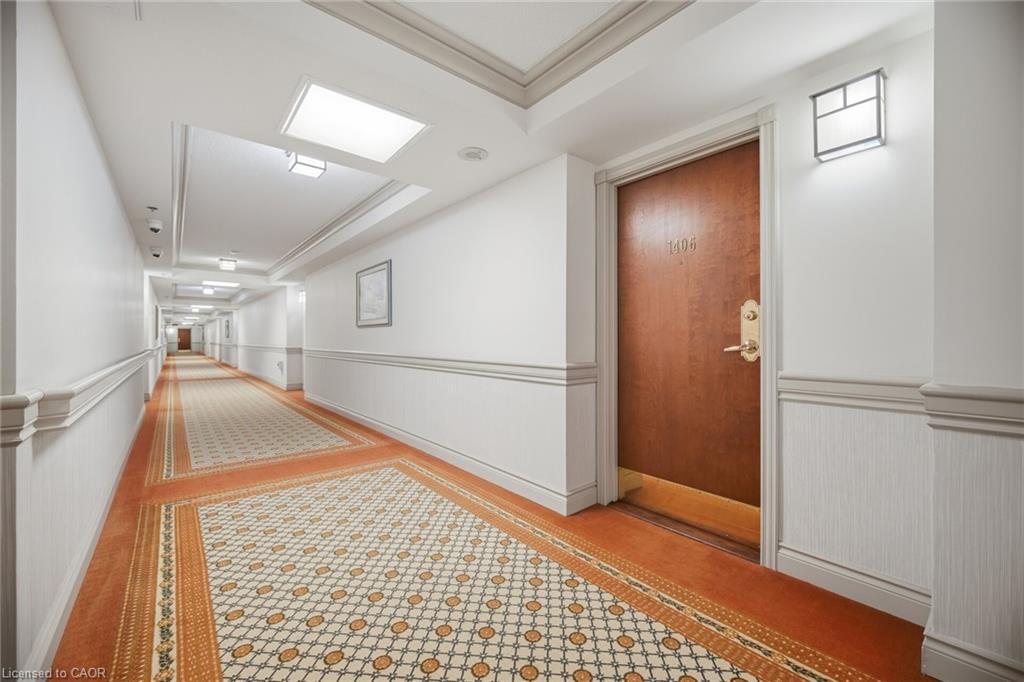 1406-100 Burloak Drive Property Photo 6