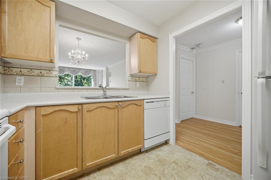 1406-100 Burloak Drive Property Photo 16