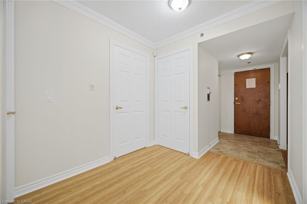 1406-100 Burloak Drive Property Photo 30