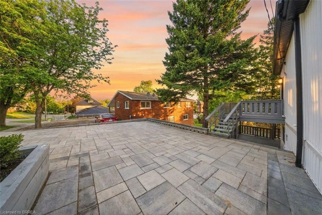 23 Aberdeen Street Property Photo 2