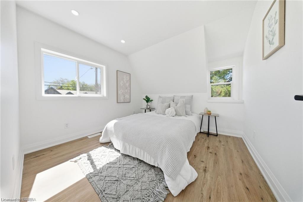 23 Aberdeen Street Property Photo 18