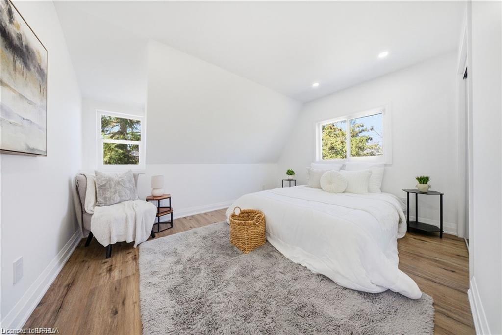 23 Aberdeen Street Property Photo 20