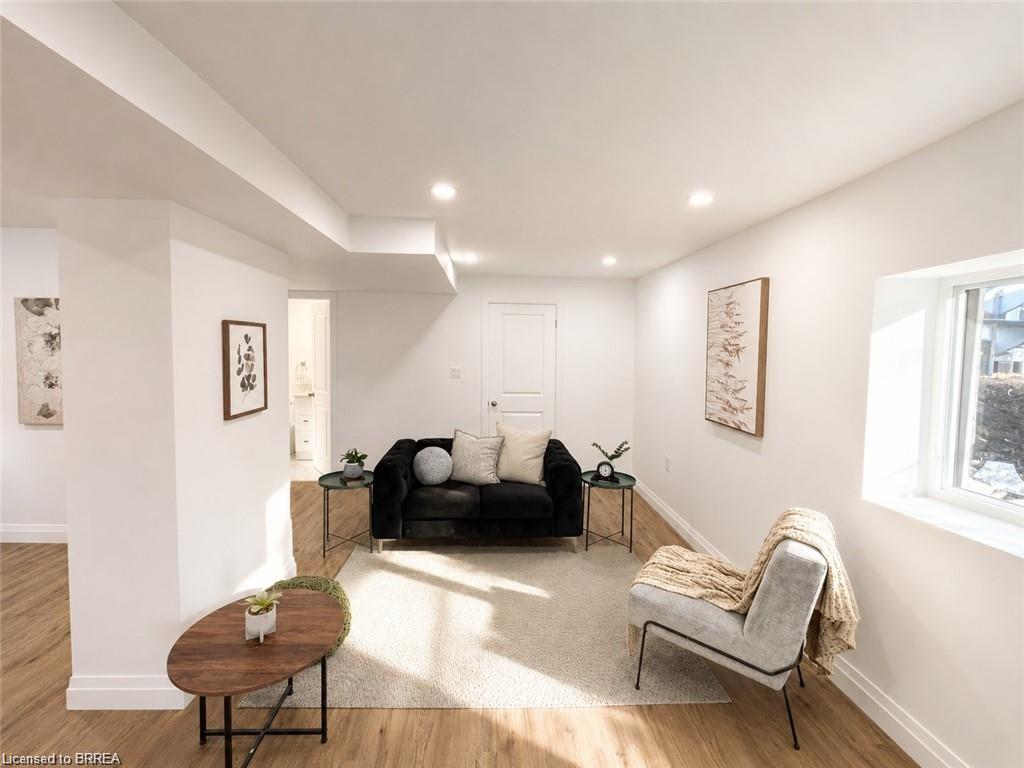 23 Aberdeen Street Property Photo 26