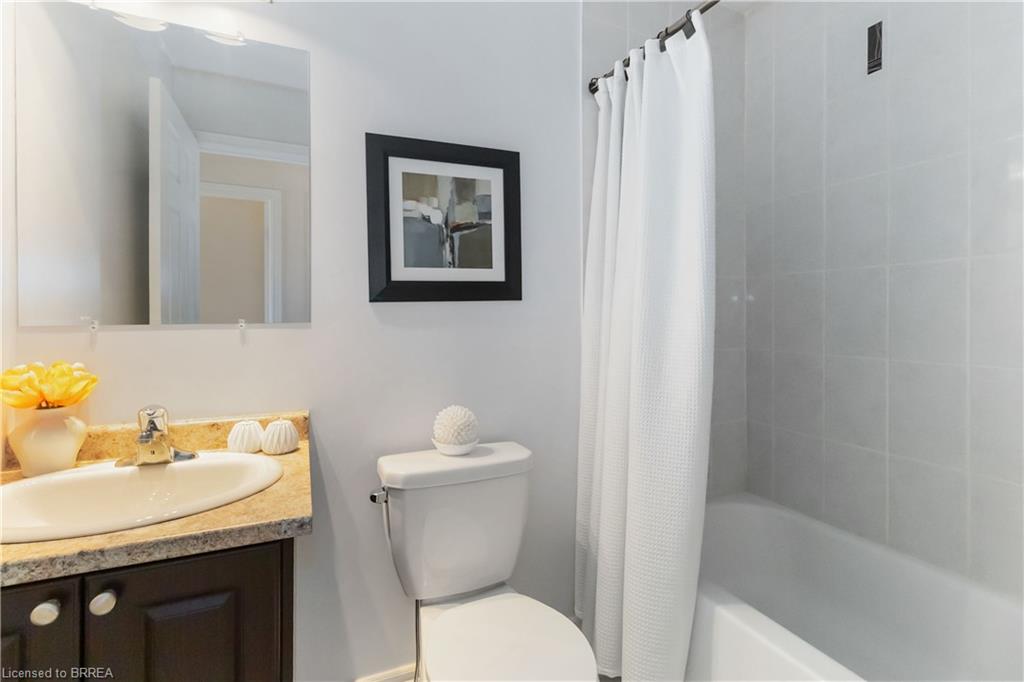 92-20 Mcconkey Crescent Property Photo 35