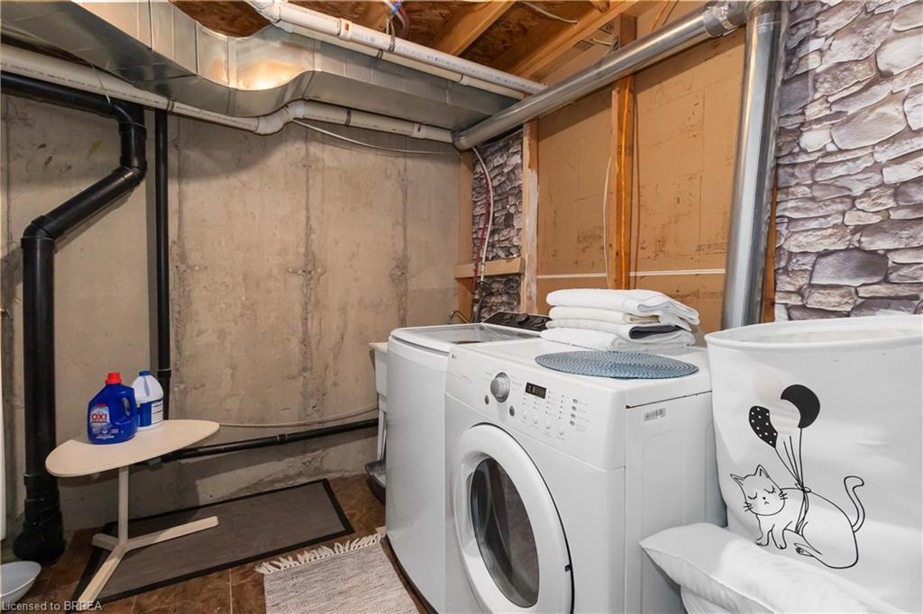92-20 Mcconkey Crescent Property Photo 39