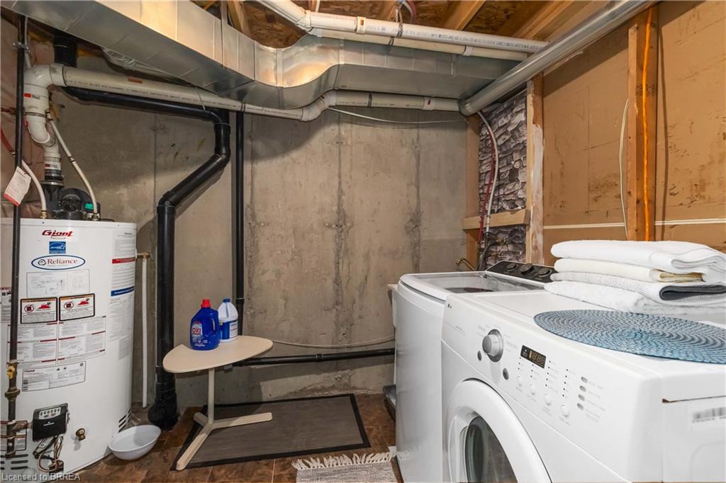 92-20 Mcconkey Crescent Property Photo 40