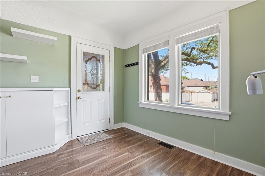 96 Paling Avenue Property Photo 3