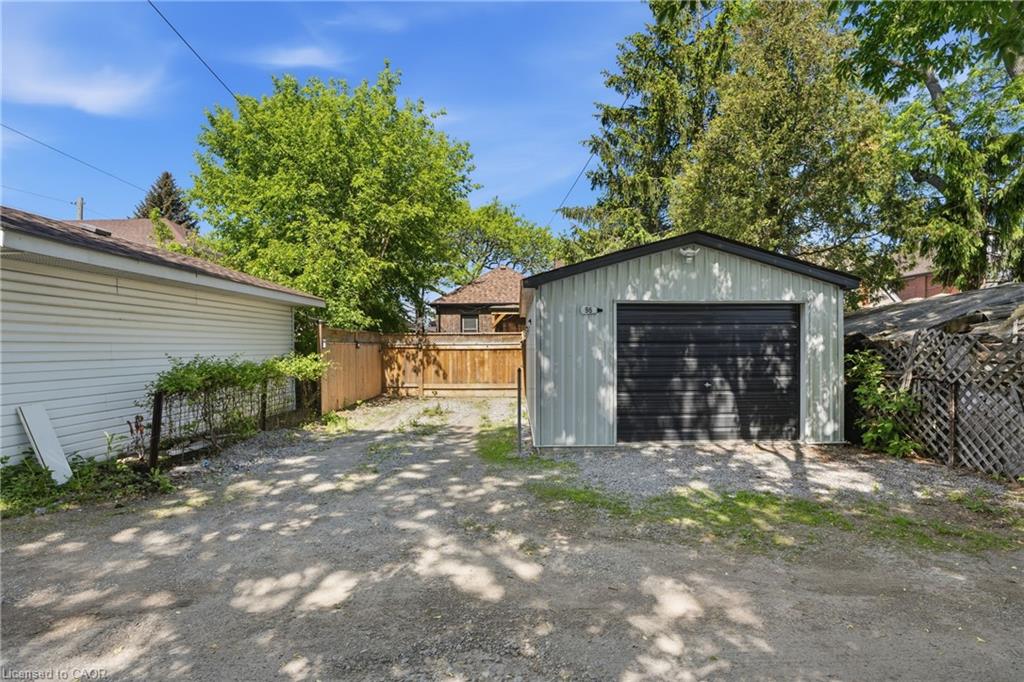 96 Paling Avenue Property Photo 31