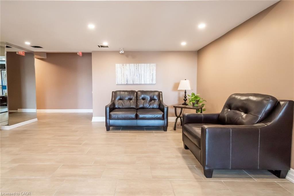 403-99 Donn Avenue Property Photo 3