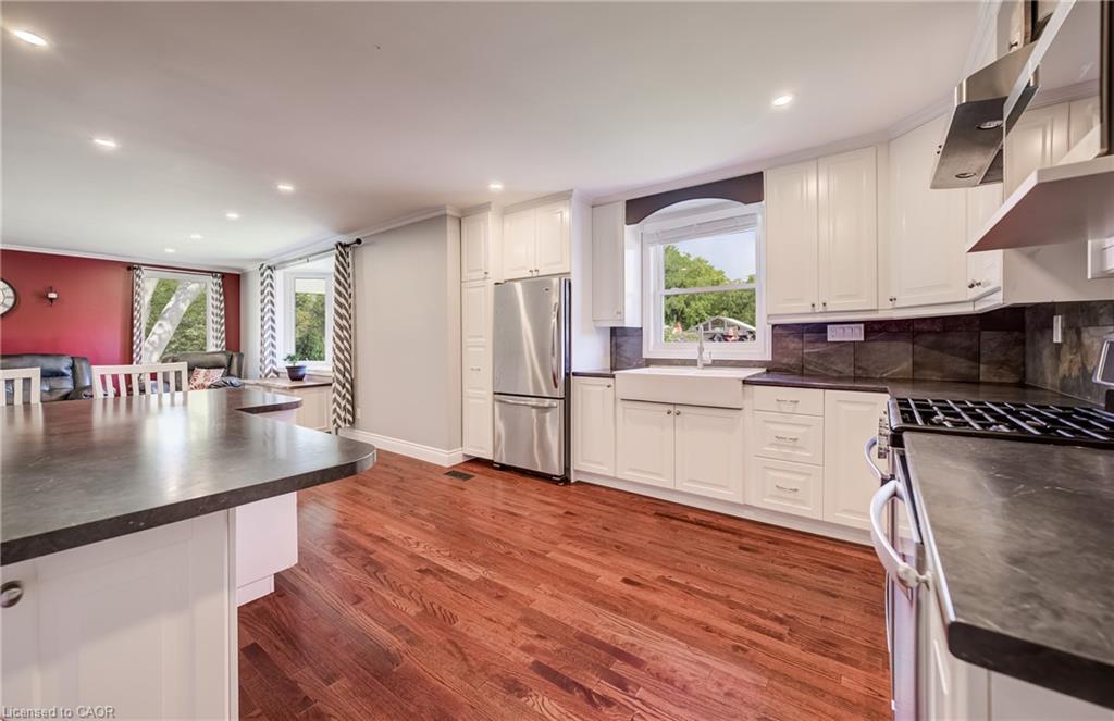 4 James Wilson Street Property Photo 8