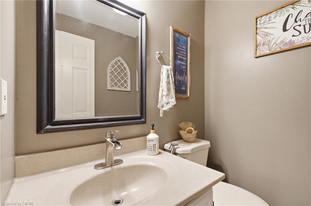 1-1503 Upper Middle Road Property Photo 13
