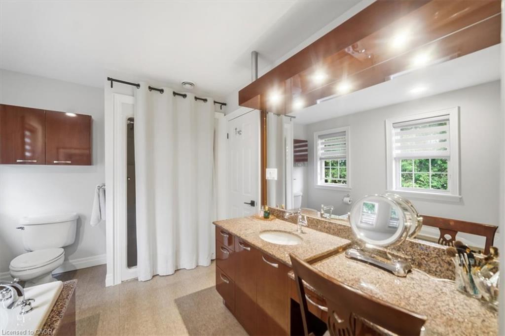 653 Glen Morris Road W Property Photo 30