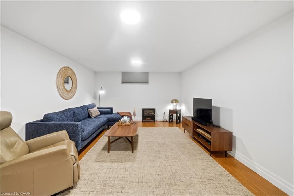 653 Glen Morris Road W Property Photo 34
