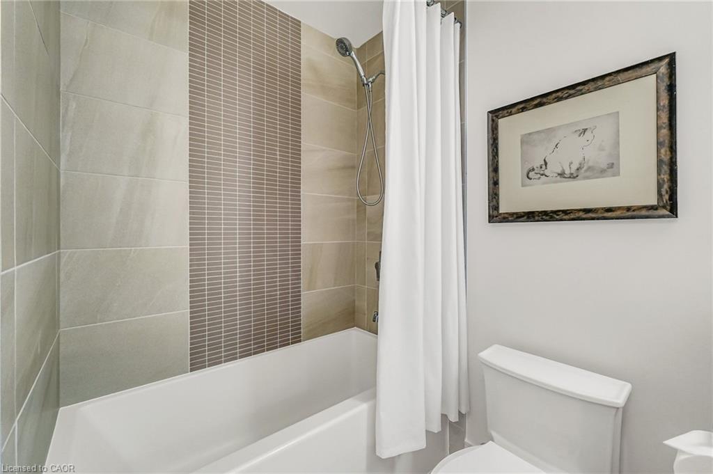 1575 Lakeshore Road W Property Photo 11