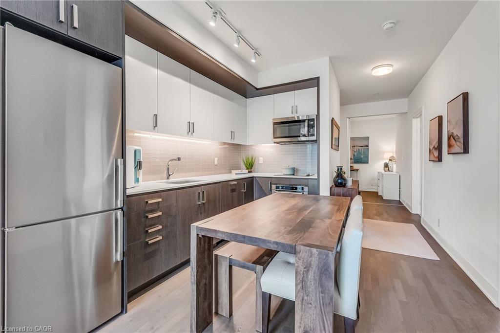 1575 Lakeshore Road W Property Photo 13