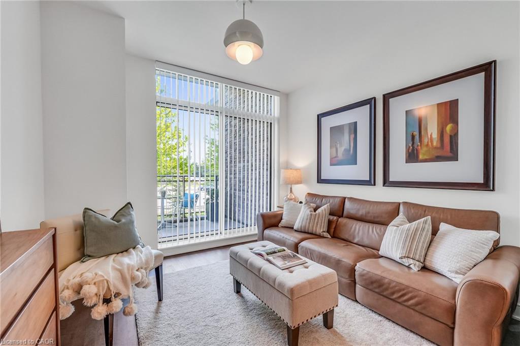 1575 Lakeshore Road W Property Photo 17