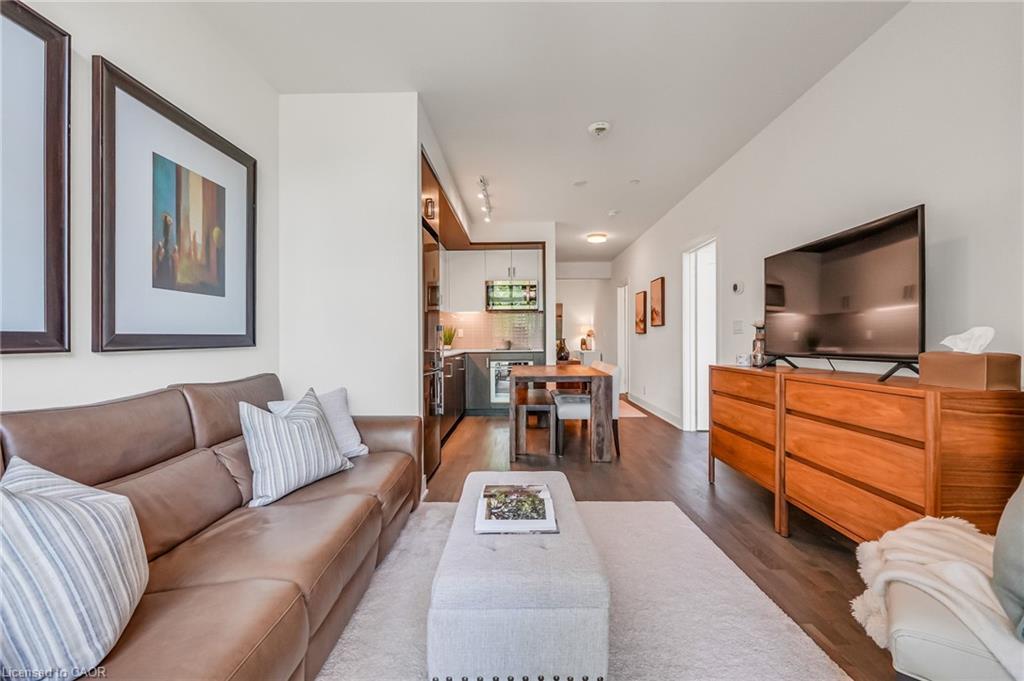 1575 Lakeshore Road W Property Photo 20