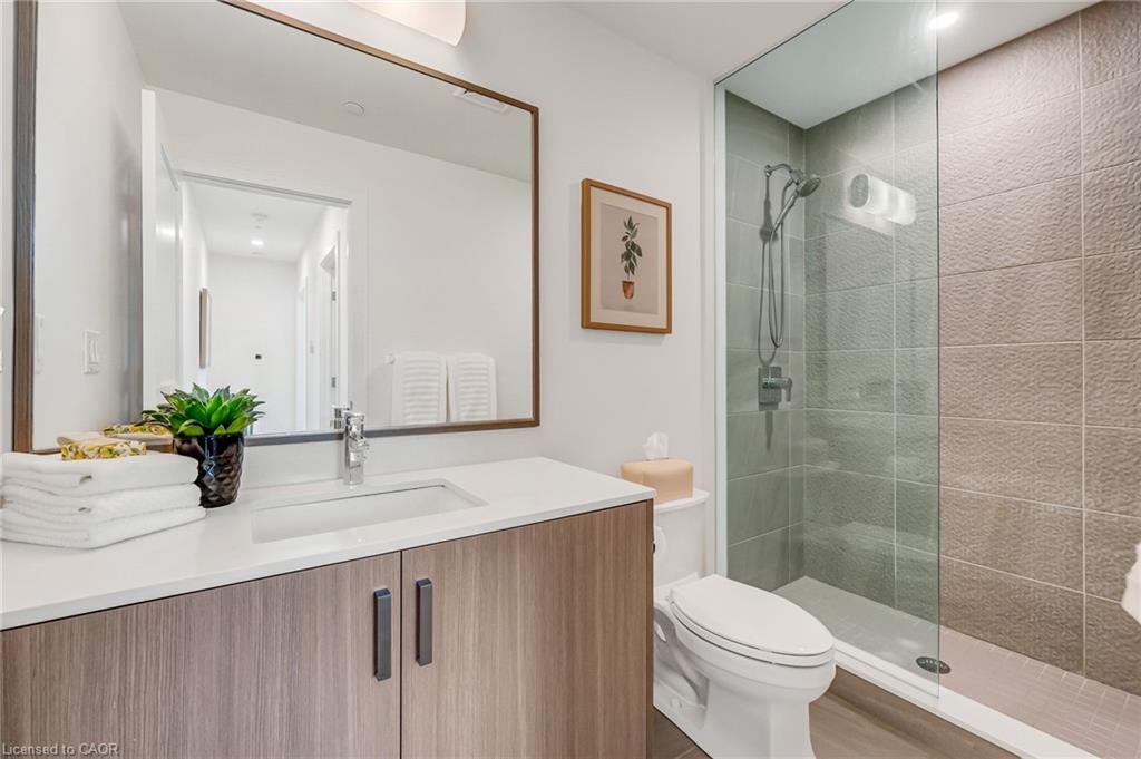 1575 Lakeshore Road W Property Photo 24
