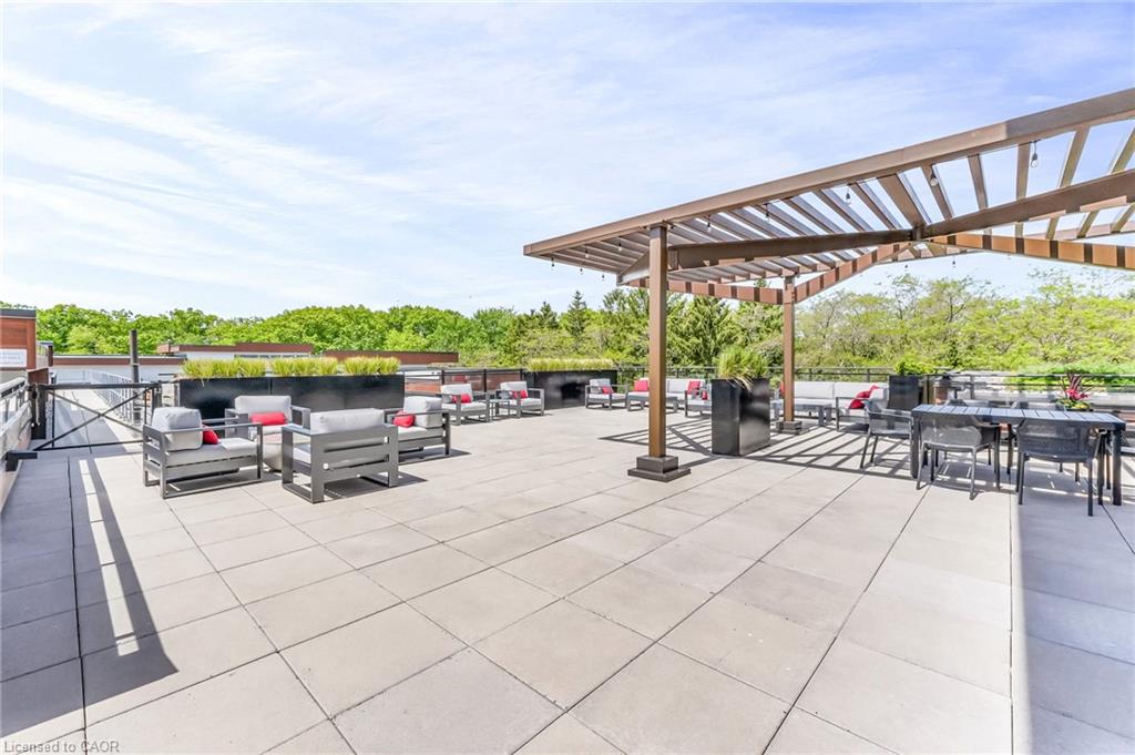 1575 Lakeshore Road W Property Photo 35