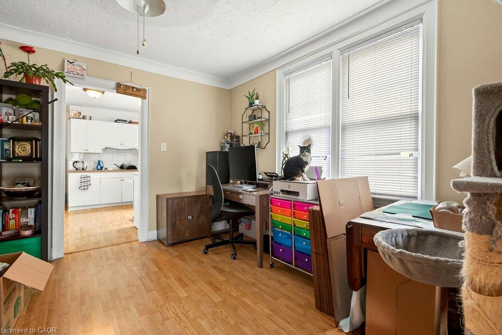 66 Queen Street S Property Photo 5