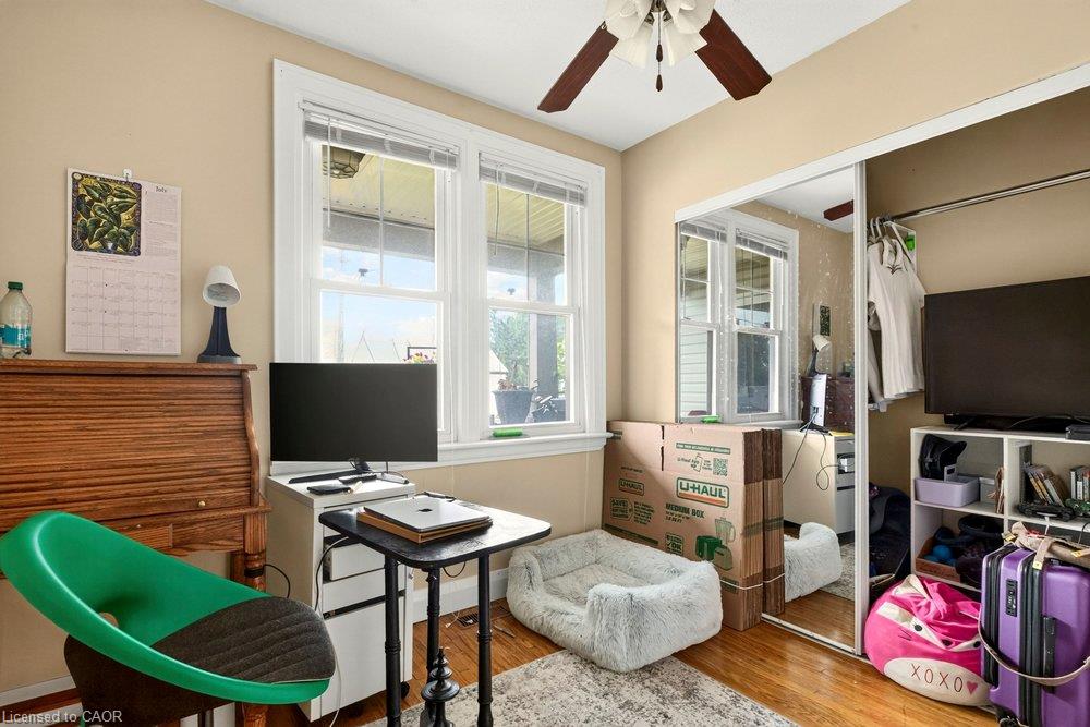 66 Queen Street S Property Photo 10