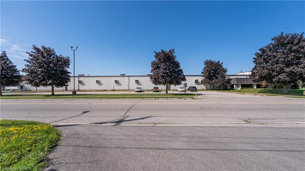 1-75 Plant Farm Boulevard Property Photo 4
