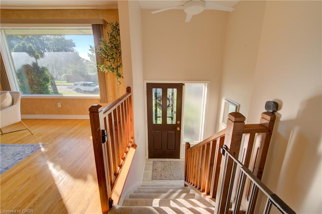 79 Gay Crescent Property Photo 4
