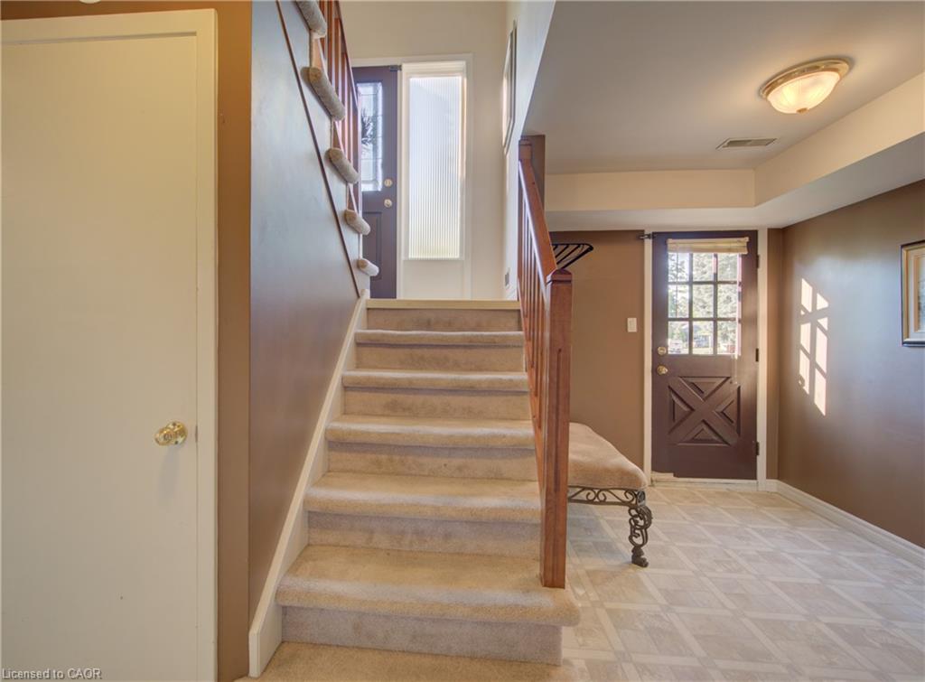 79 Gay Crescent Property Photo 12