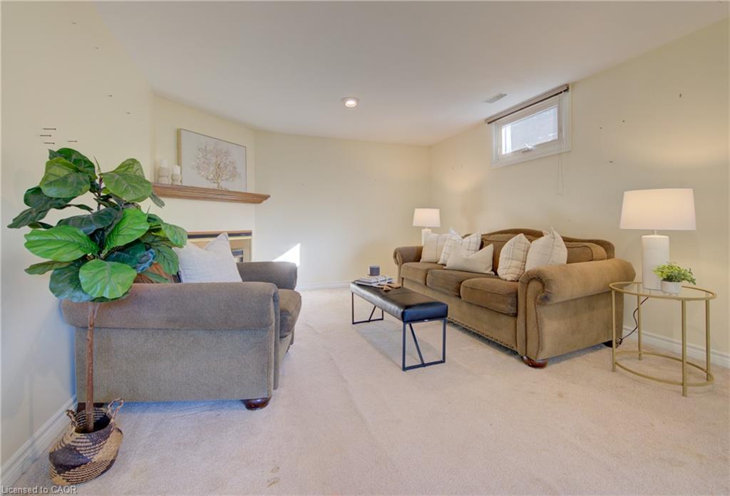 79 Gay Crescent Property Photo 18