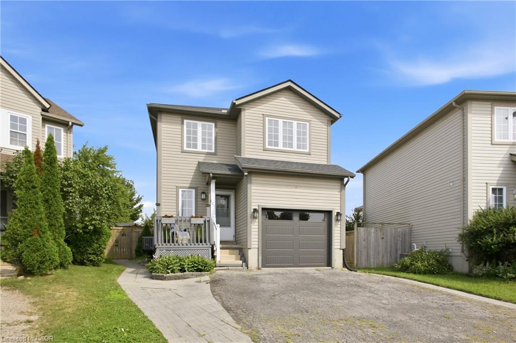 801 Hunters Gate Crescent Property Photo 2