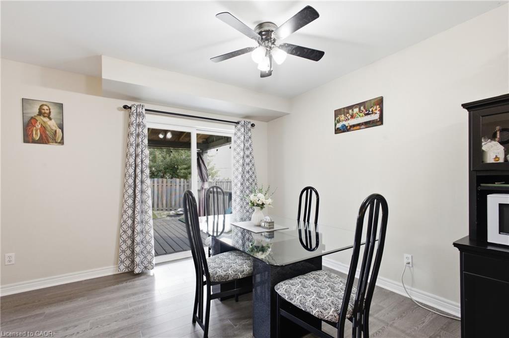 801 Hunters Gate Crescent Property Photo 12