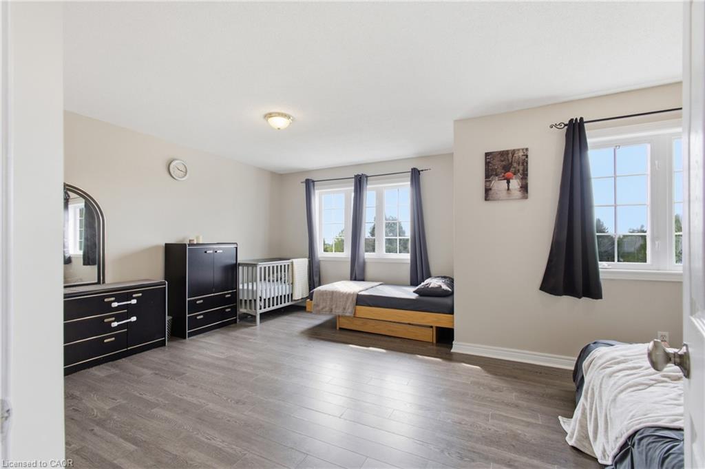 801 Hunters Gate Crescent Property Photo 17