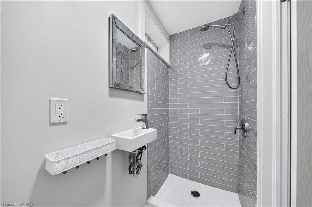 480 Veronica Drive Property Photo 39
