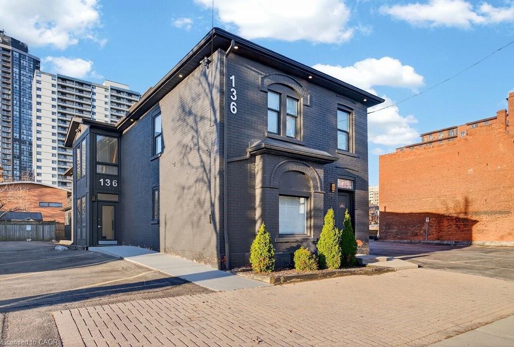 136 Young Street Property Photo 2