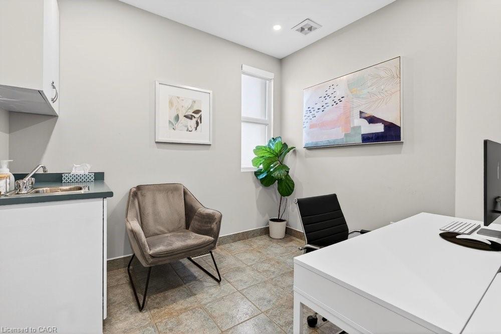 136 Young Street Property Photo 27