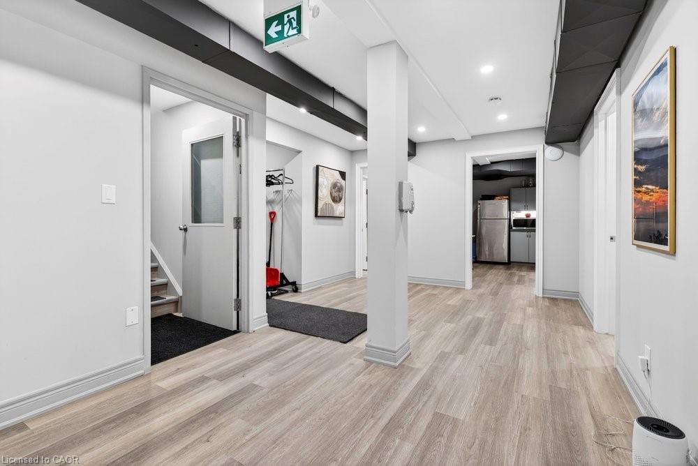 136 Young Street Property Photo 42