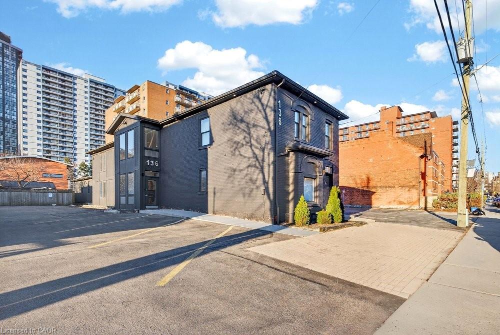 136 Young Street Property Photo 49