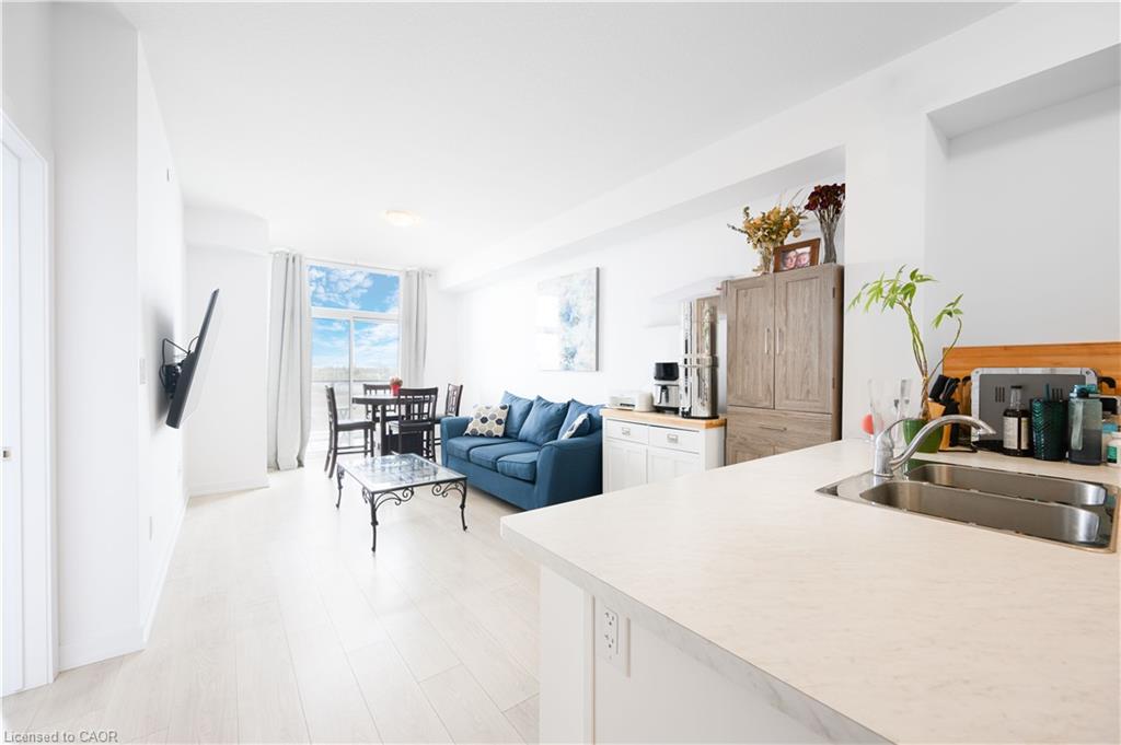 334-450 Dundas Street E Property Photo 13